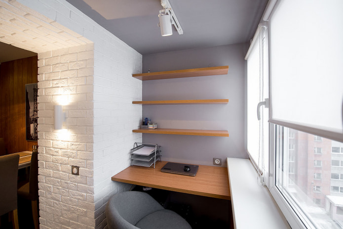 Studio vicino alla cucina