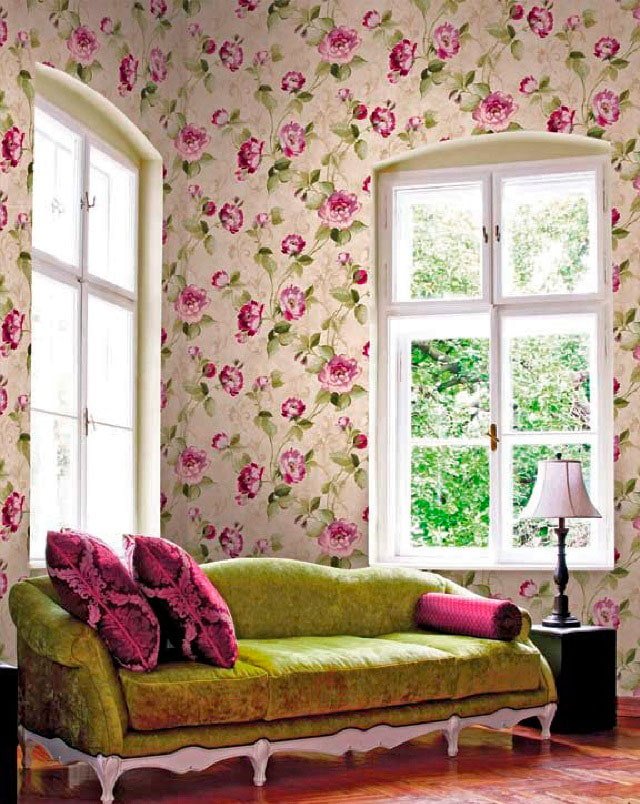 carta da parati con peonie in interni