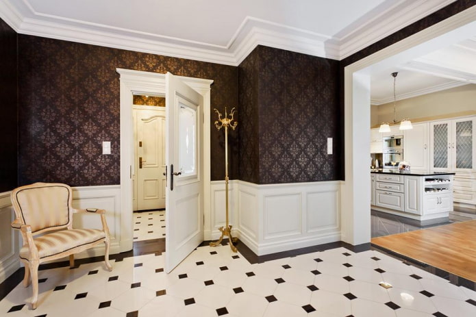 monogramma all'interno del corridoio