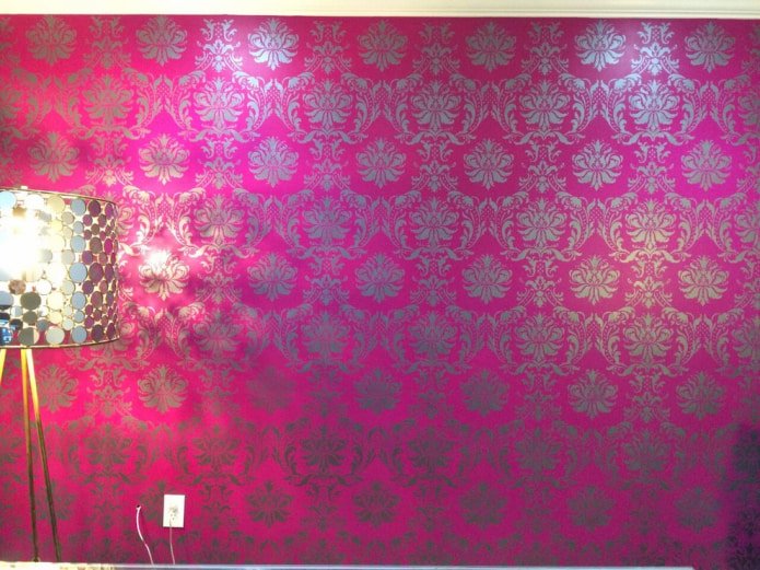 Serigrafia su sfondo rosa