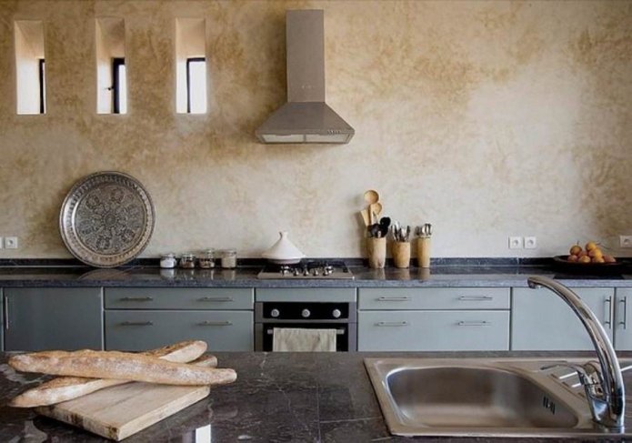 pareti beige