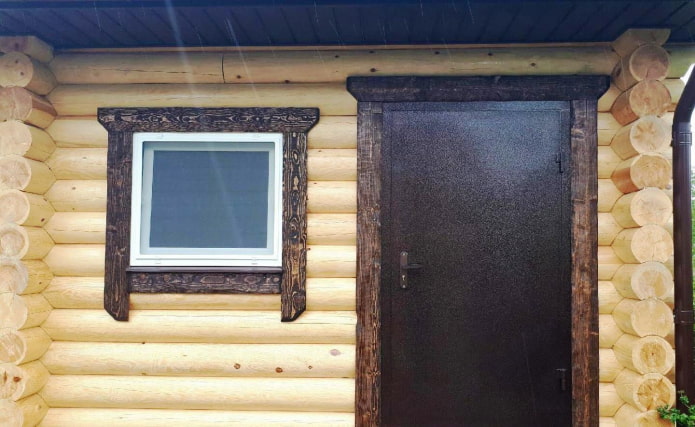 telai per porte in legno bruciato