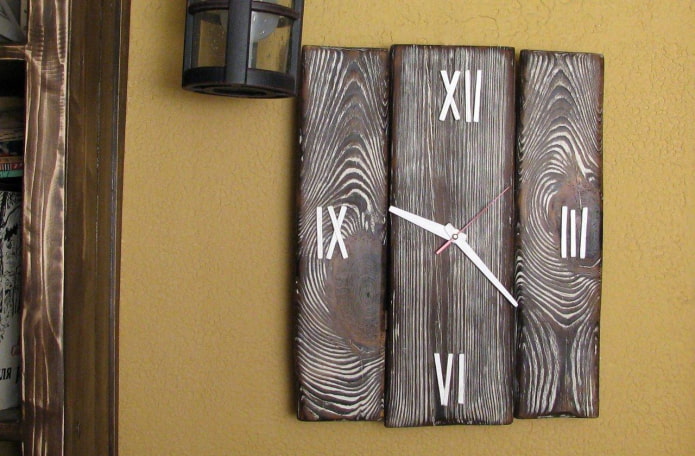 orologio da parete in legno bruciato