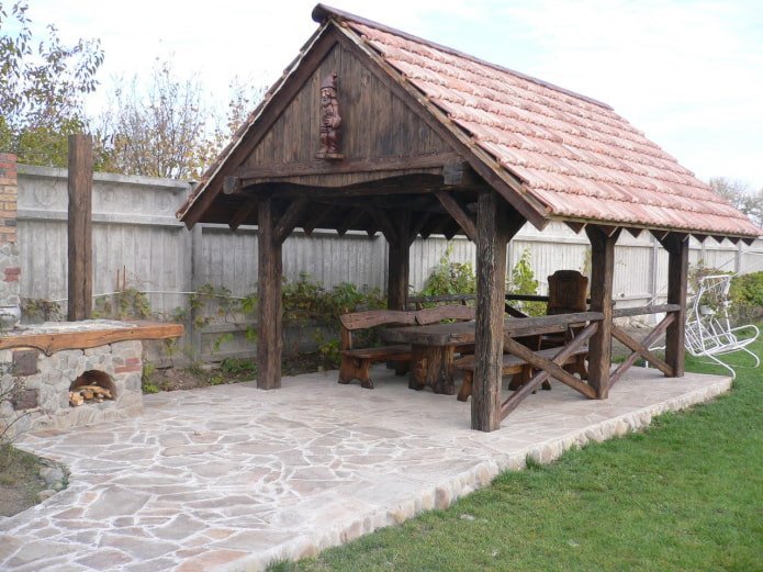 pergola in legno bruciato