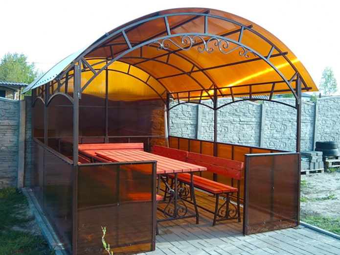 gazebo in policarbonato con forgiatura