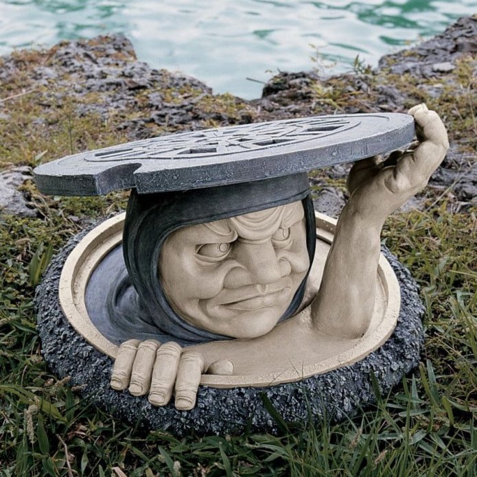 coperchio decorativo per fossa settica nonna