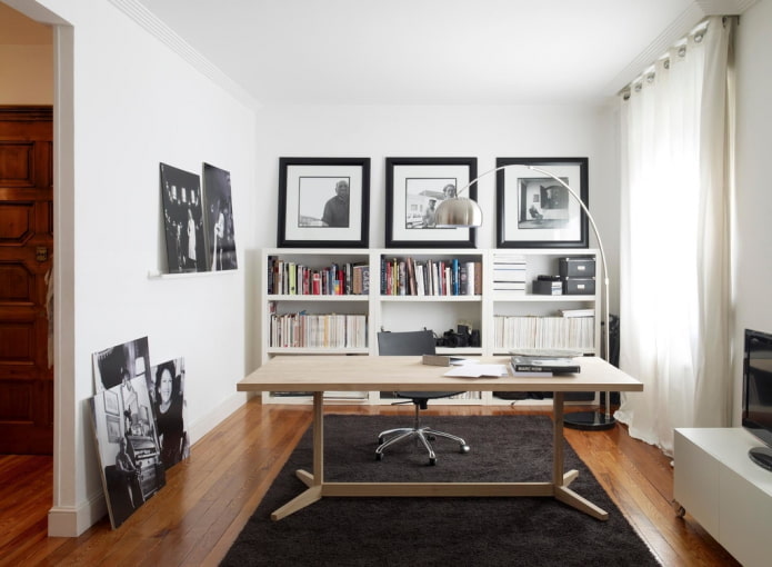 foto nell'interno dell'ufficio