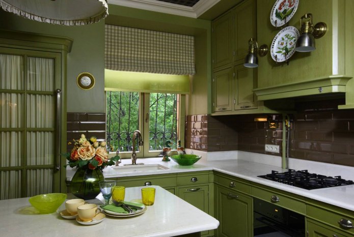 cucina verde scuro