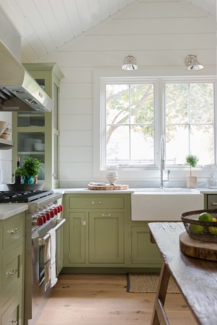 cucina verde in casa