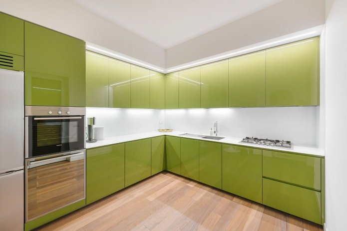 cucina color oliva lucido