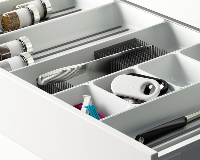 Portacoltelli in un cassetto