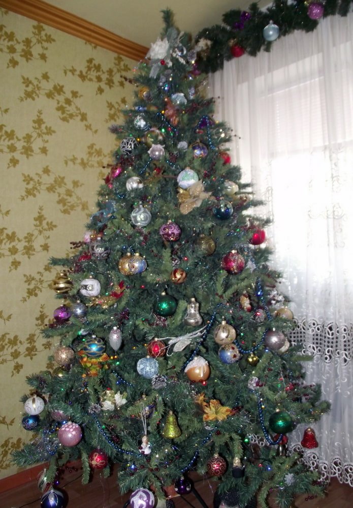 Albero di Natale trasandato