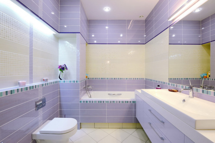 Piastrelle color lavanda in bagno