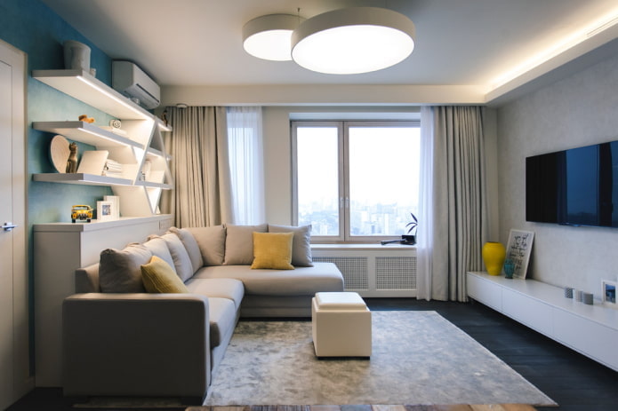 Interno moderno con diverse fonti di luce