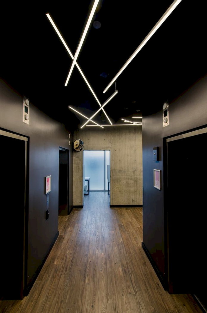 illuminazione all'interno del corridoio