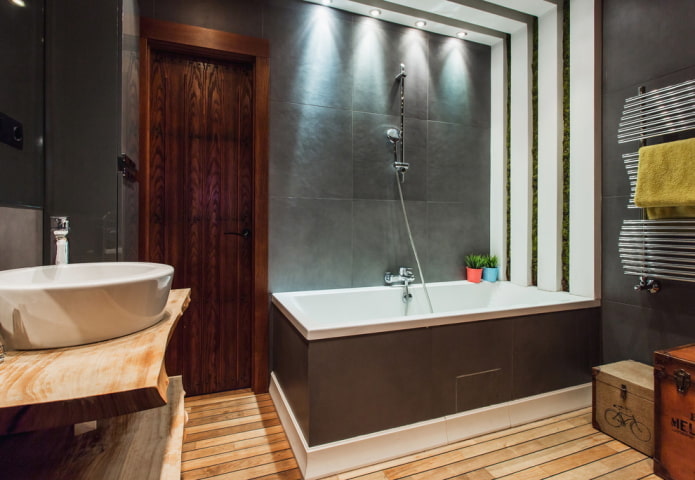 illuminazione a zone nell'interno del bagno