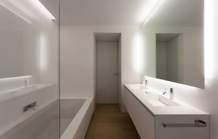 illuminazione dell'interno del bagno in stile minimalista