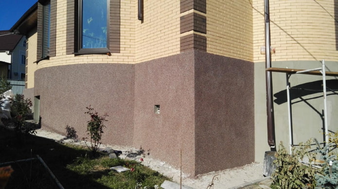 intonaco decorativo per la base