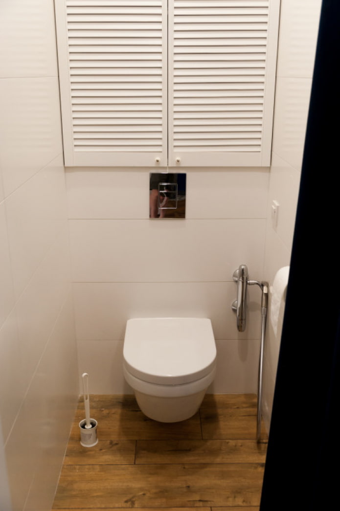 pavimento in legno nel bagno