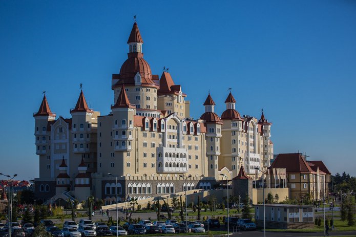 Hotel Bogatyr nel pomeriggio