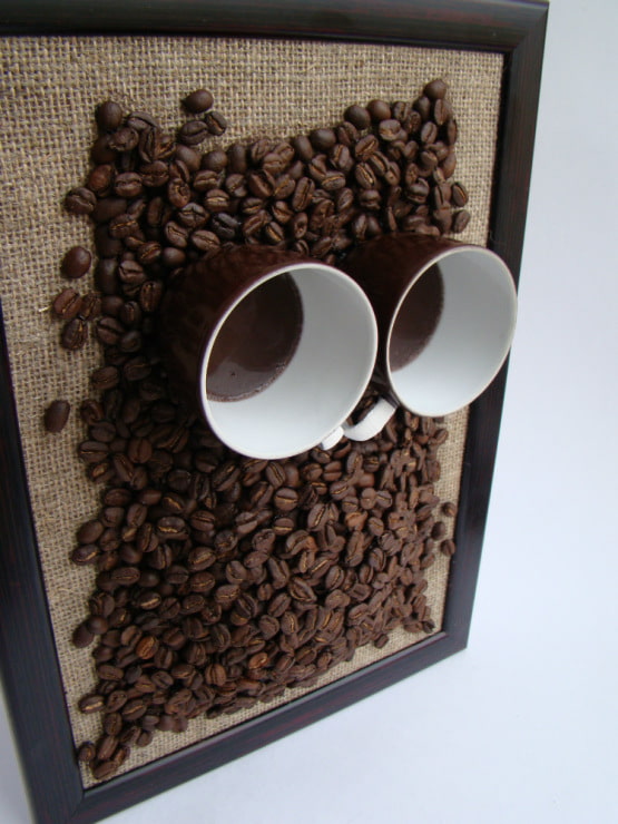 pannello da cucina fatto di chicchi di caffè