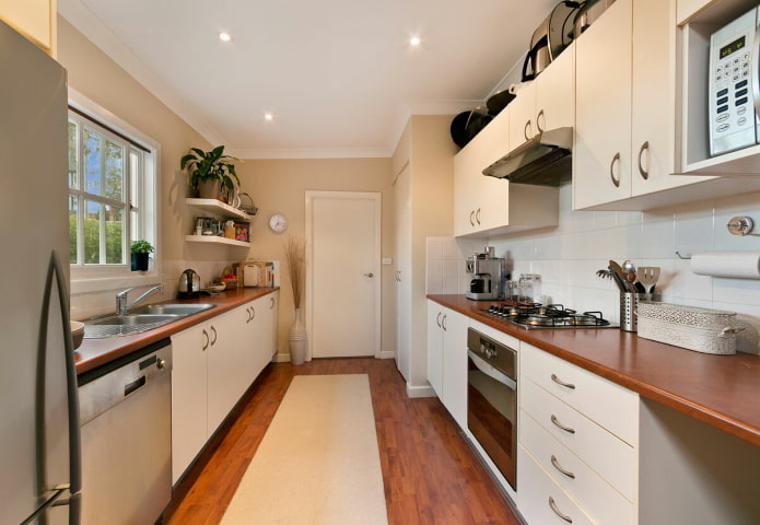 cucina a due file