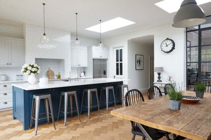 parquet a spina di pesce in cucina