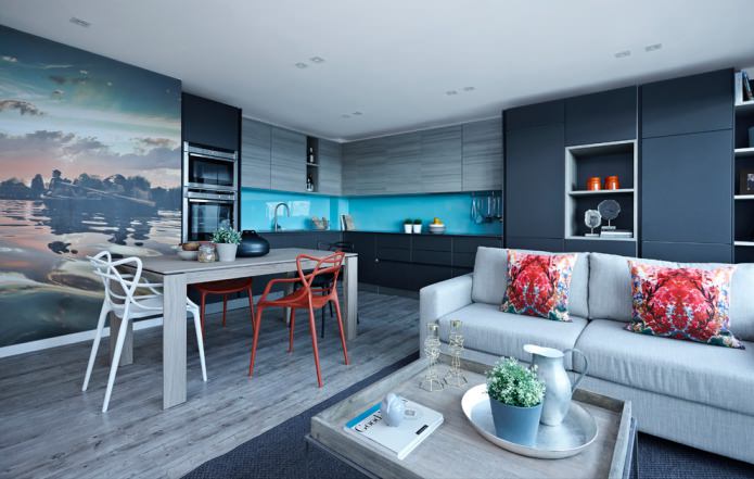 Parquet grigio nella cucina-soggiorno