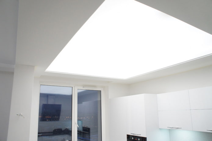 struttura galleggiante con inserto a diffusione luminosa