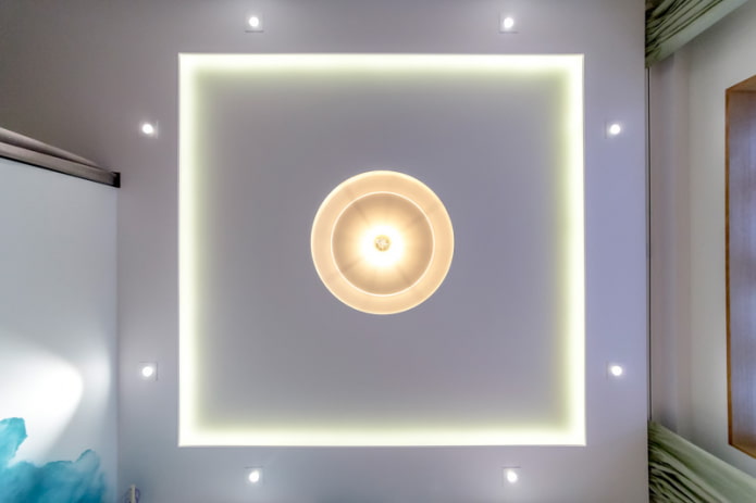 soffitto con lampadario