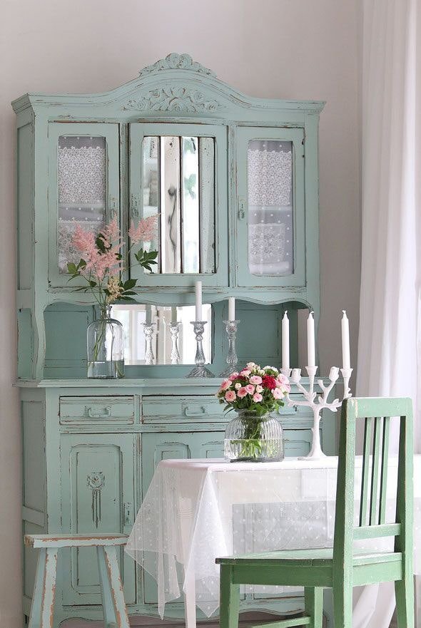 credenza color menta