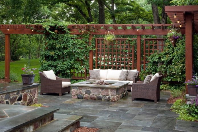 patio con braciere