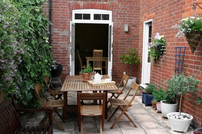 Patio in giardino