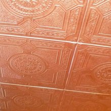 Pannelli per controsoffitto in plastica espansa: pro e contro, fasi di incollaggio-4