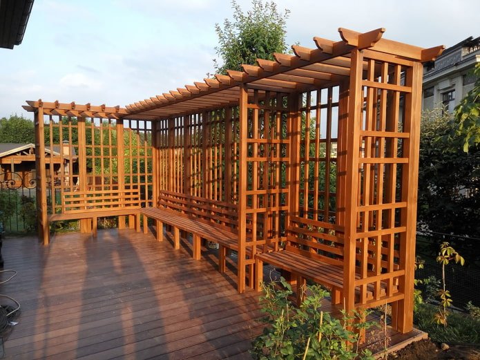 pergola con panche