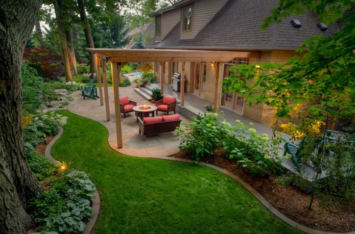 veranda vicino alla casa