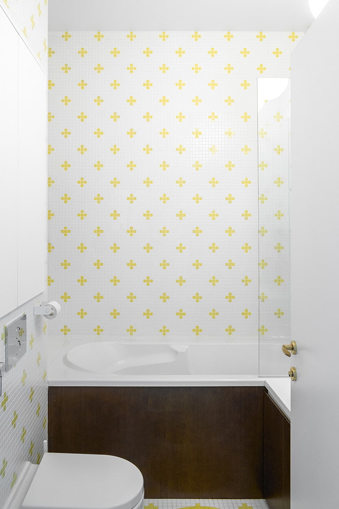 piastrella con un ornamento