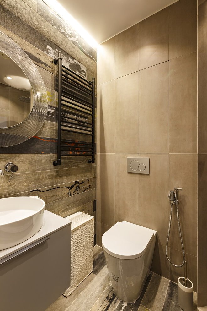 mobiletto nascosto all'interno del bagno