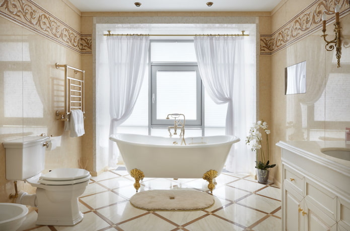 piastrelle per l'interno del bagno in stile classico