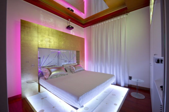illuminazione da pavimento all'interno della camera da letto