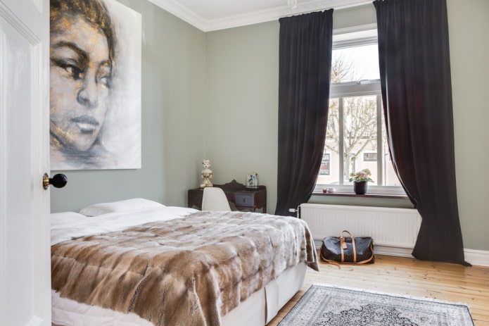 letto con copriletto in stile scandinavo