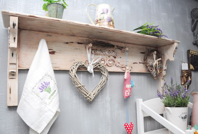 Design mensola da parete in stile provenzale