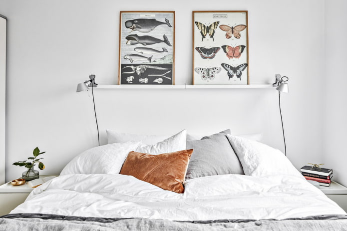 mensole per quadri sopra il letto all'interno