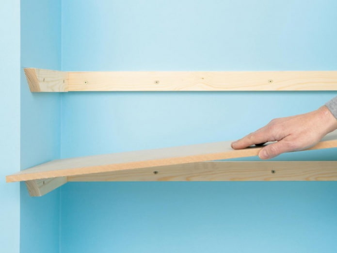 Installazione dello scaffale