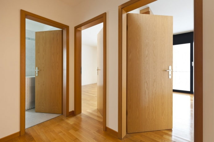 porte interne in un appartamento