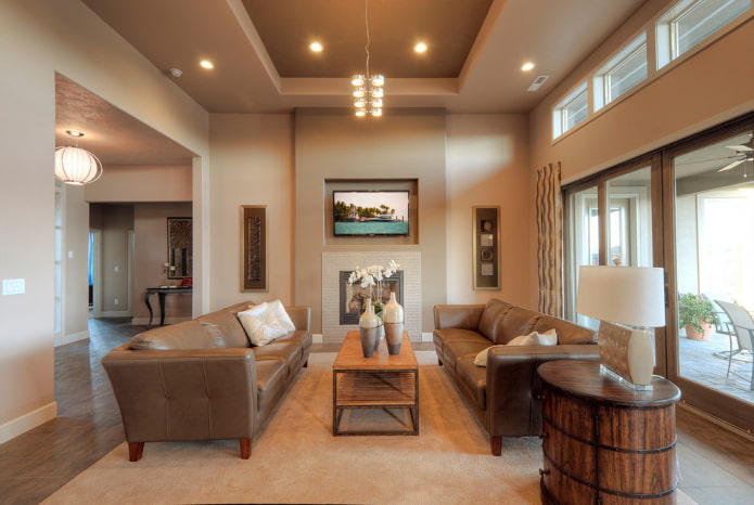 soffitto in cartongesso a due livelli nell'ingresso