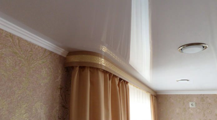 zoccolo per soffitto teso
