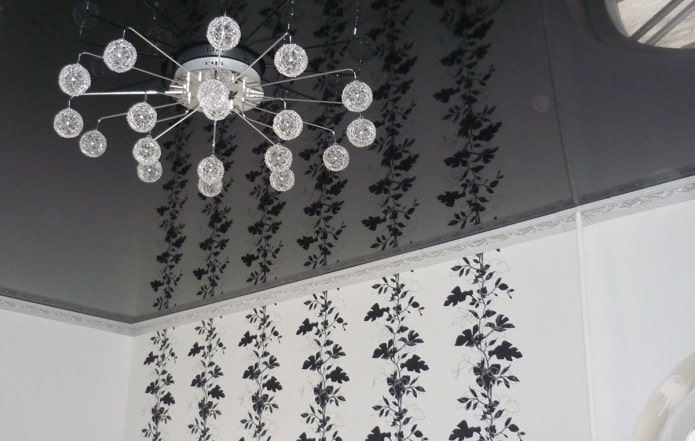Zoccolo in schiuma per soffitto teso