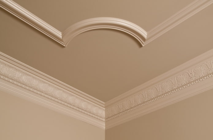modanatura per soffitto a iniezione