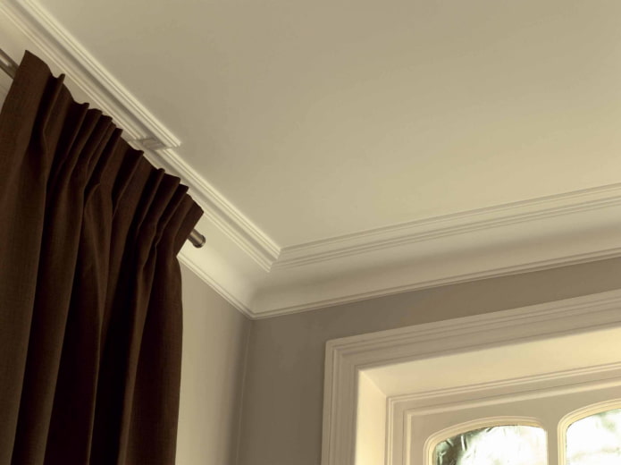 modanatura del soffitto in polistirolo
